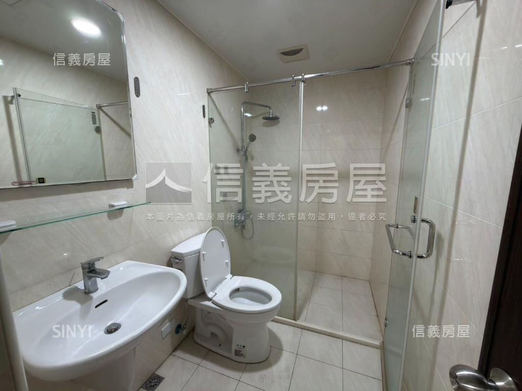 又見幸福公園三房車位房屋室內格局與周邊環境