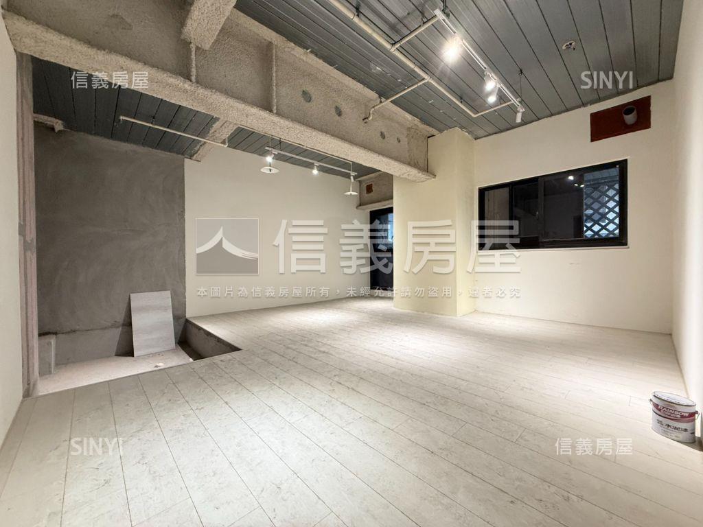 七期台中帝寶雙車位房屋室內格局與周邊環境