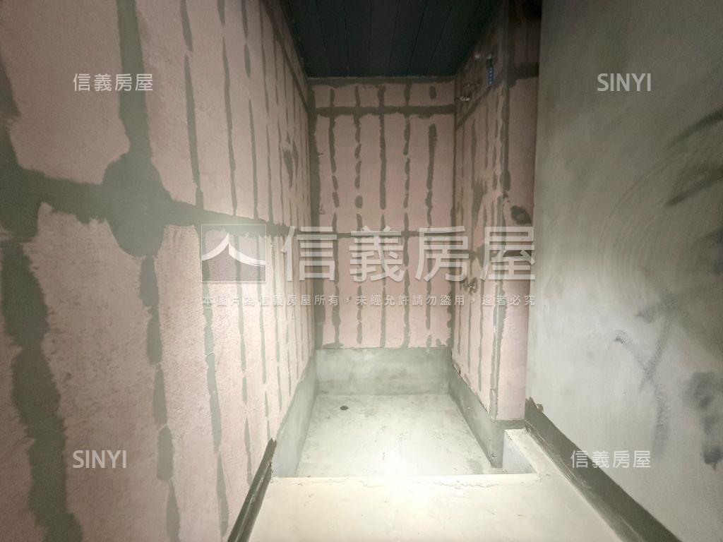 七期台中帝寶雙車位房屋室內格局與周邊環境