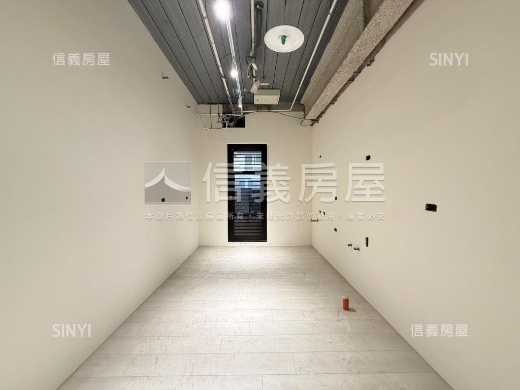 七期台中帝寶雙車位房屋室內格局與周邊環境