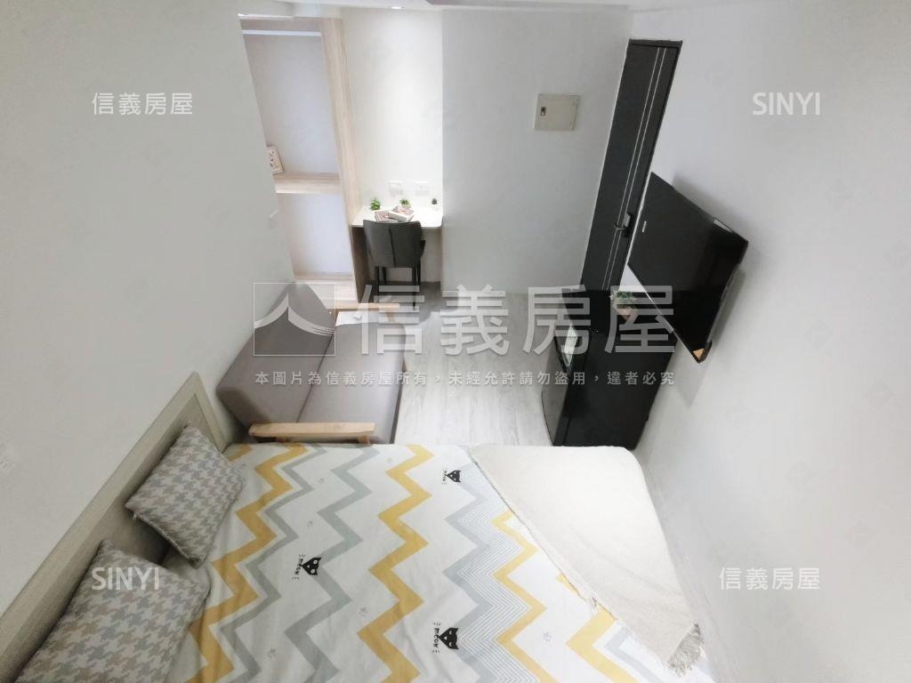 正台中路電梯分租套房７樓房屋室內格局與周邊環境