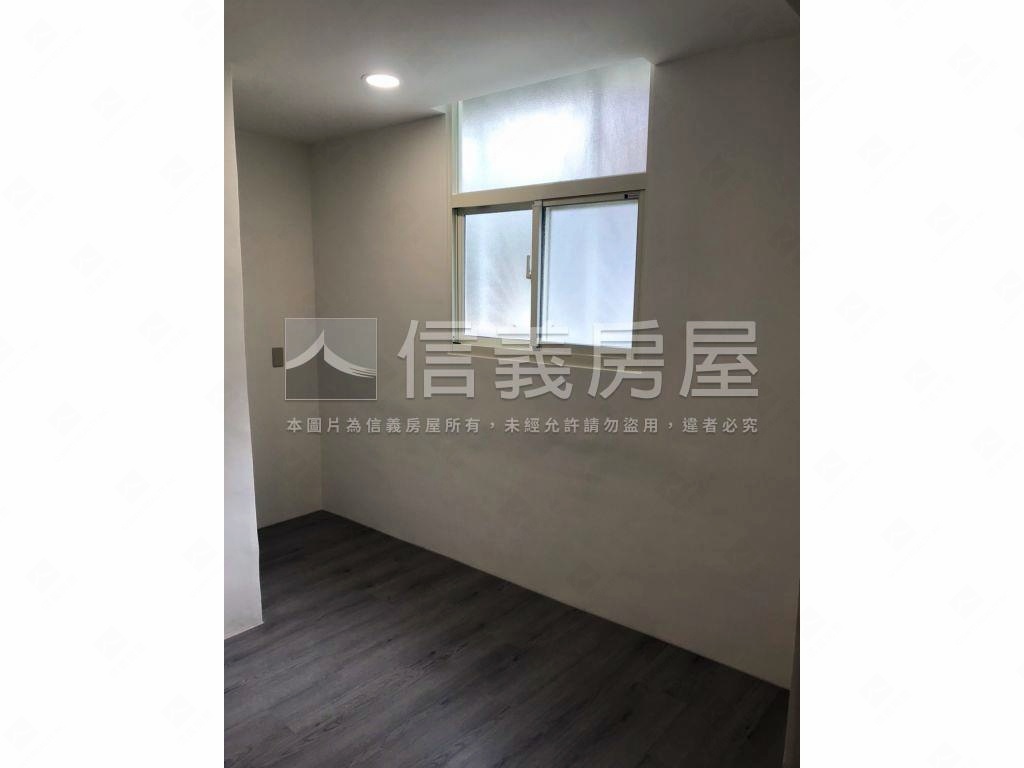 近丹鳳捷運置產美宅房屋室內格局與周邊環境