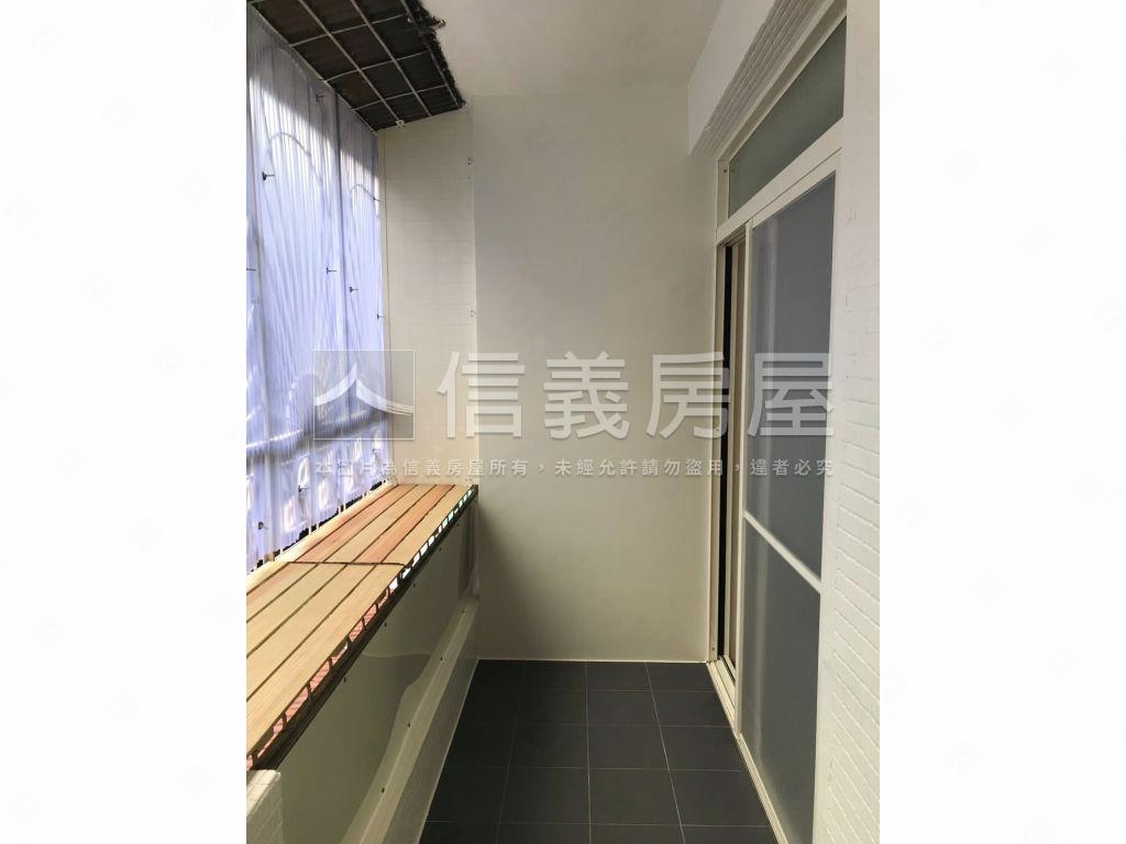 近丹鳳捷運置產美宅房屋室內格局與周邊環境