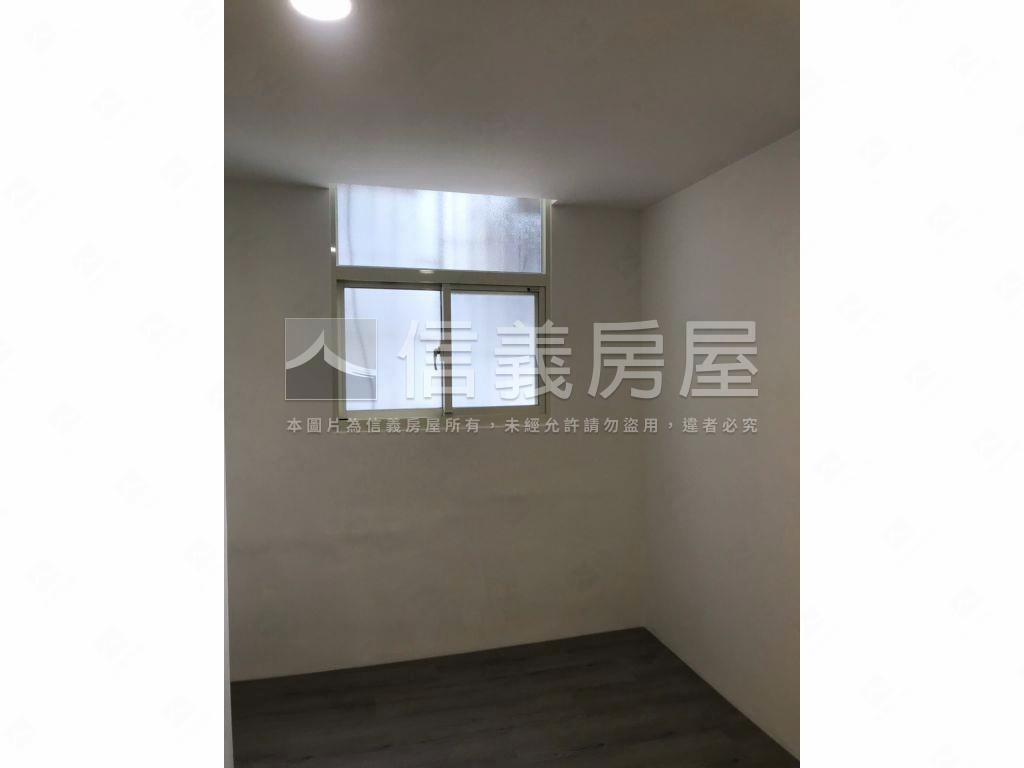 近丹鳳捷運置產美宅房屋室內格局與周邊環境