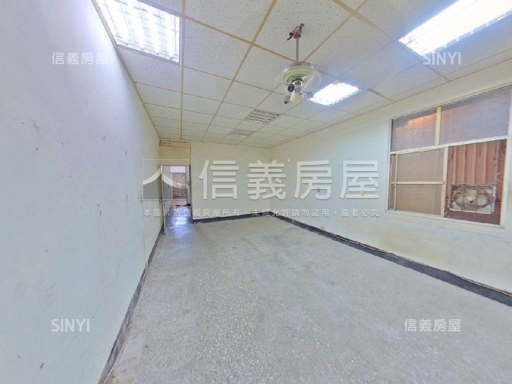 近中山路～稀有大地坪透天房屋室內格局與周邊環境