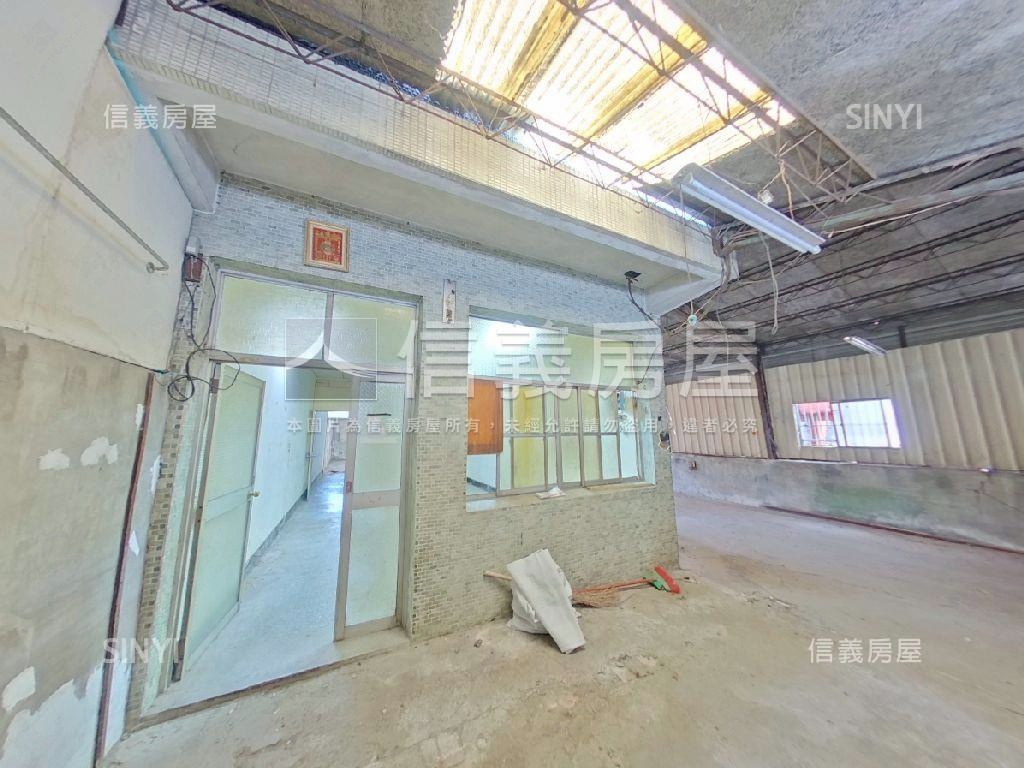 近中山路～稀有大地坪透天房屋室內格局與周邊環境