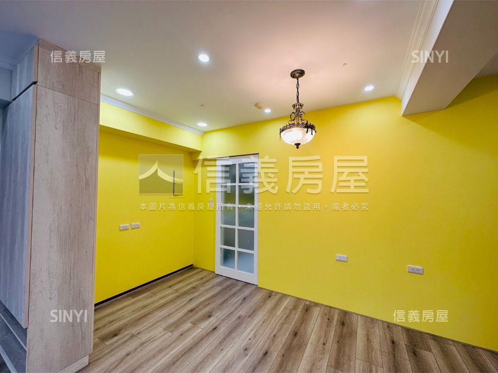 水鋼琴三房車位高樓景觀居房屋室內格局與周邊環境