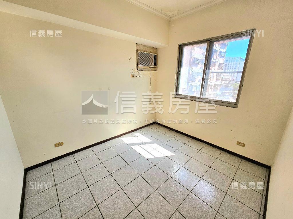凱旋高樓３房子母車位房屋室內格局與周邊環境