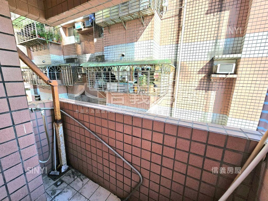 凱旋高樓３房子母車位房屋室內格局與周邊環境