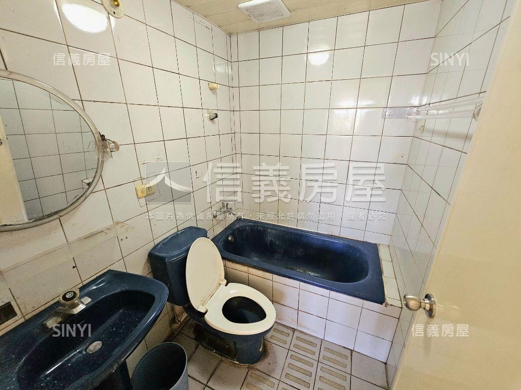 凱旋高樓３房子母車位房屋室內格局與周邊環境