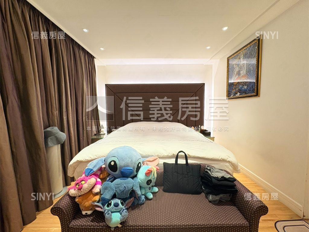 師大君逸捷運邊間管理車位房屋室內格局與周邊環境