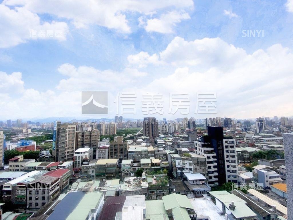 師大君逸捷運邊間管理車位房屋室內格局與周邊環境