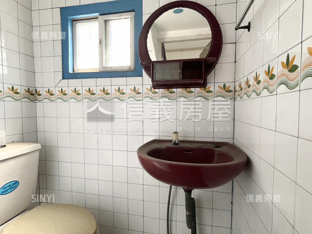 近輕軌凱旋站活巷透天房屋室內格局與周邊環境