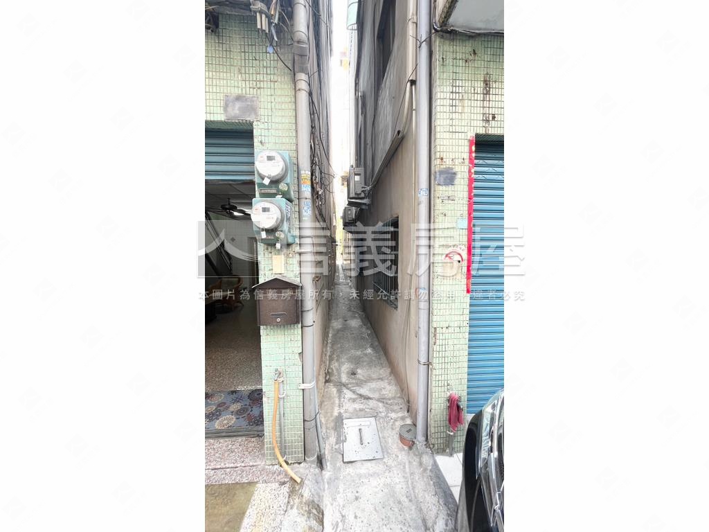 近輕軌凱旋站活巷透天房屋室內格局與周邊環境