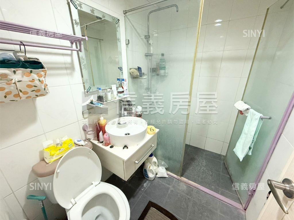 北屯低總價屋況好三房車位房屋室內格局與周邊環境