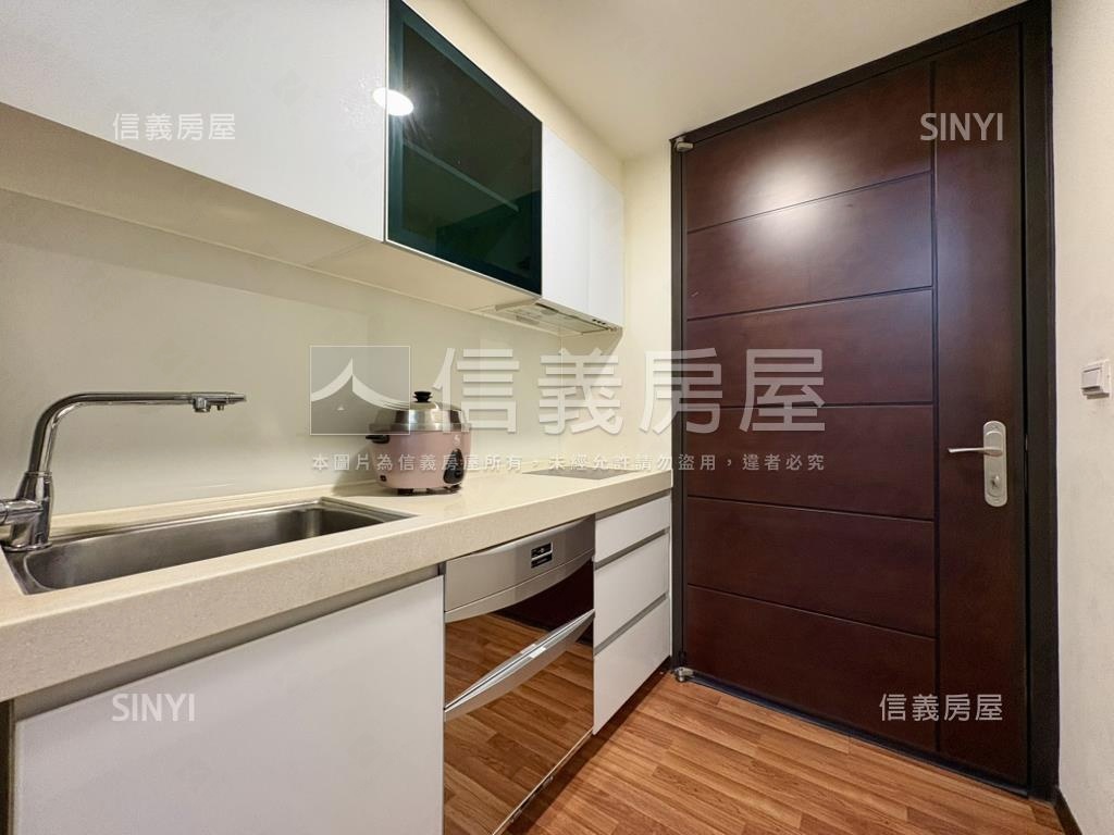 山佳新婚首購電梯大樓房屋室內格局與周邊環境