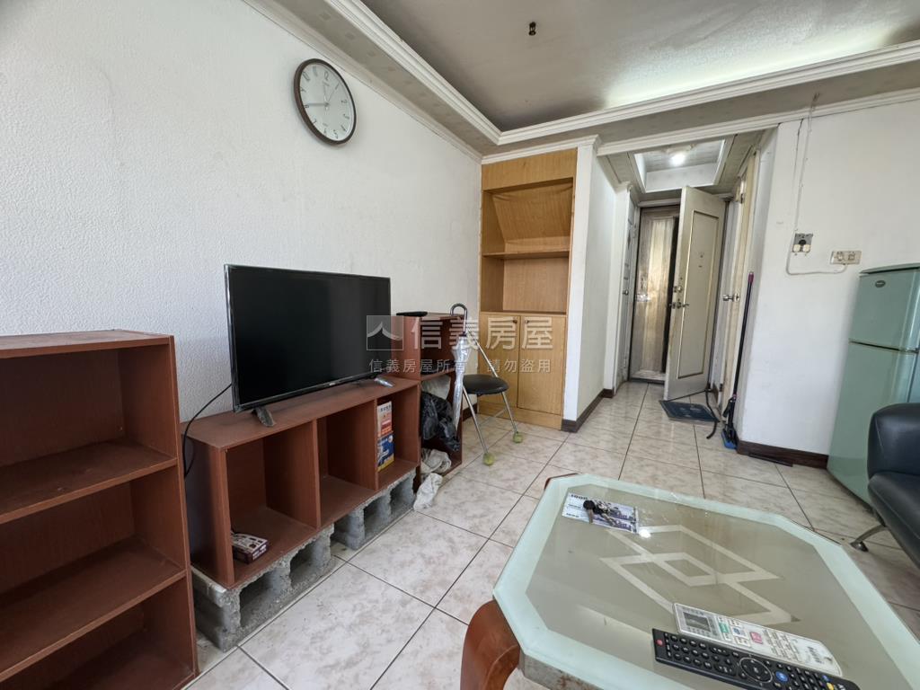中華商圈置產美套房房屋室內格局與周邊環境