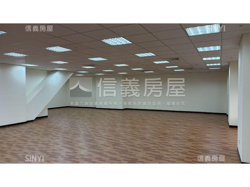 汐止Ｕ－ＴＯＷＮ景觀六戶房屋室內格局與周邊環境