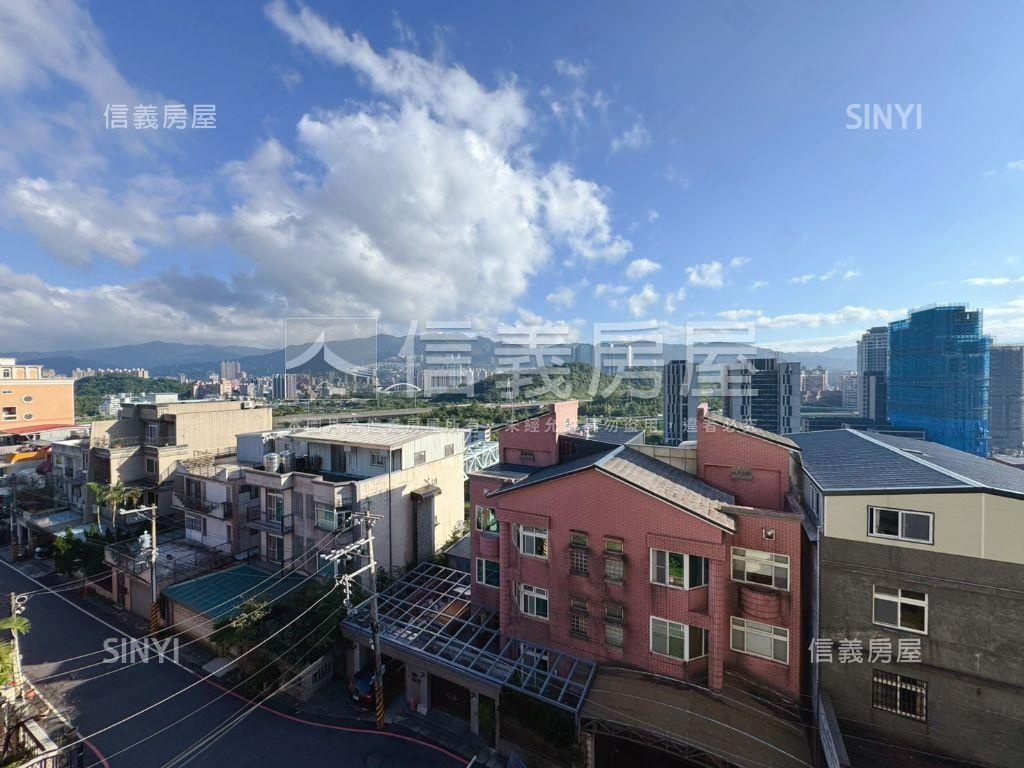 主推⭐伯爵一代寰宇四房⭐房屋室內格局與周邊環境