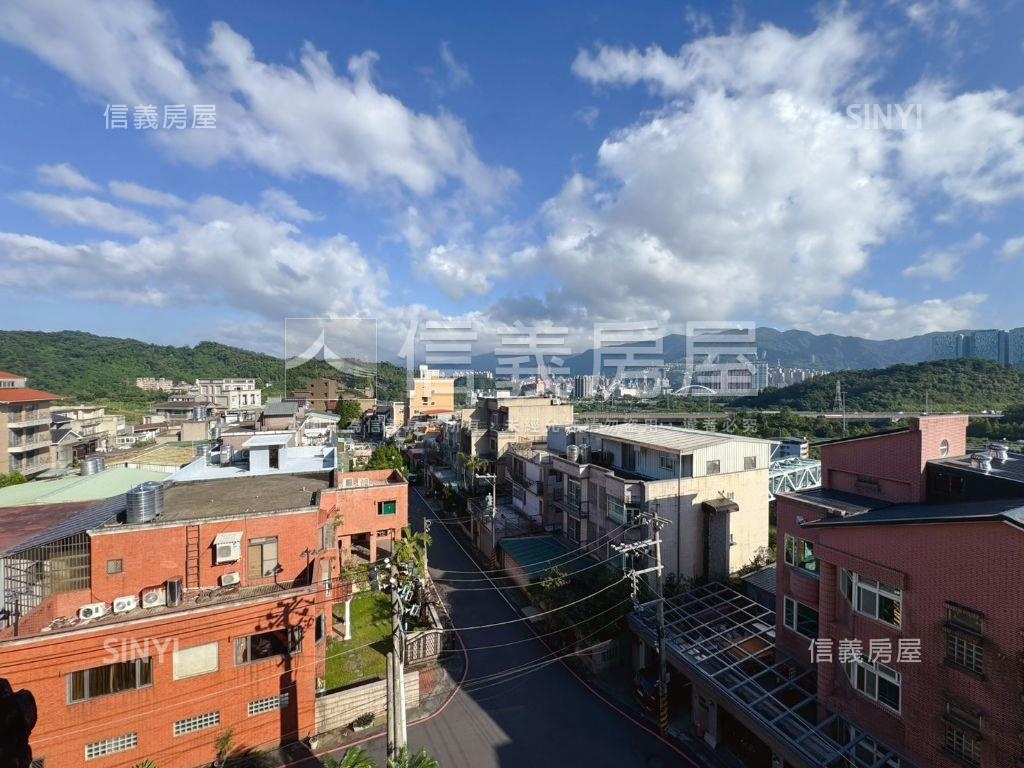 主推⭐伯爵一代寰宇四房⭐房屋室內格局與周邊環境