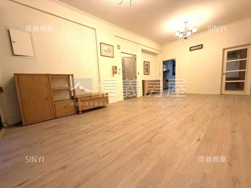 安和綠景★附車位房屋室內格局與周邊環境