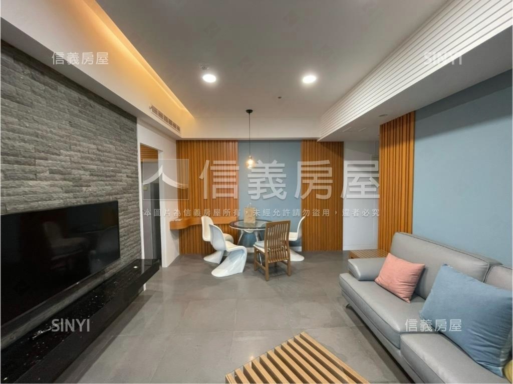 香榭高樓兩房車位房屋室內格局與周邊環境