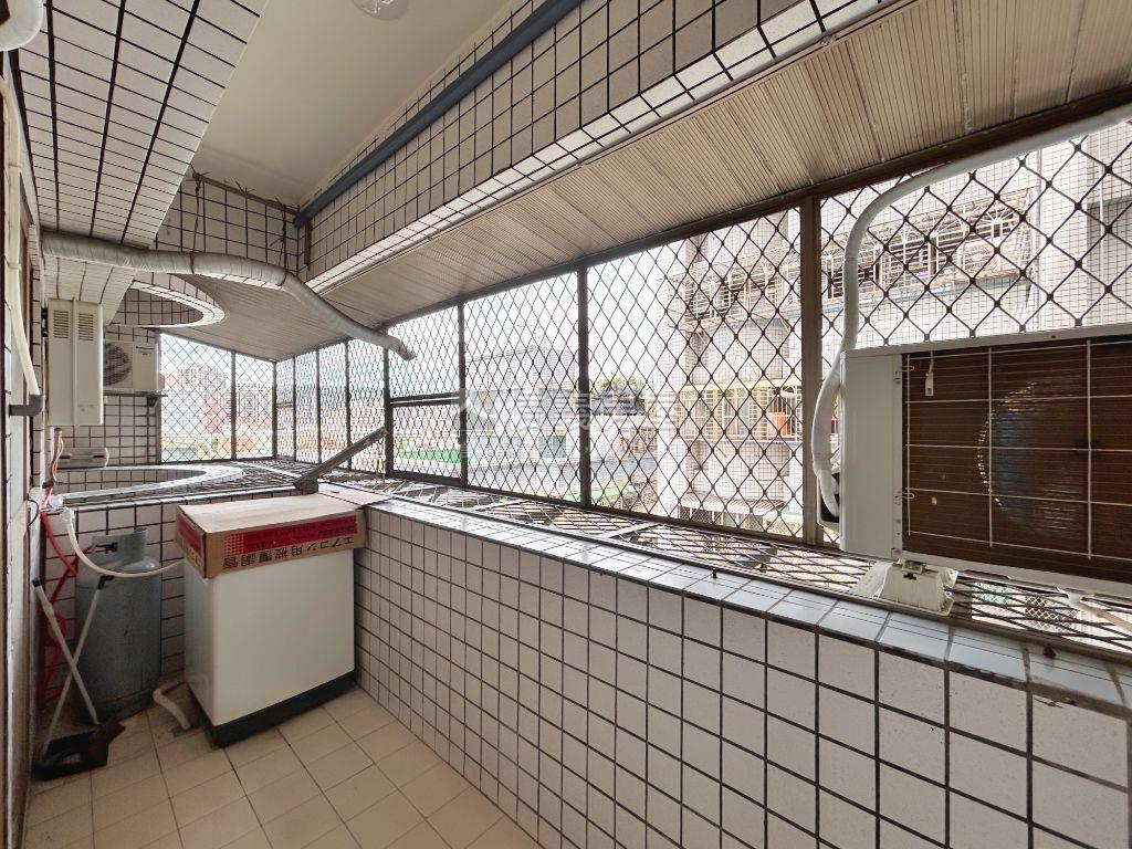 龍安邊間採光兩房房屋室內格局與周邊環境