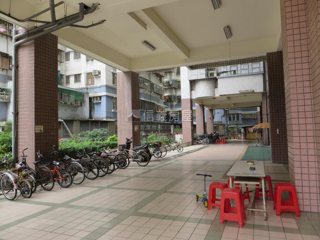 龍安邊間採光兩房房屋室內格局與周邊環境