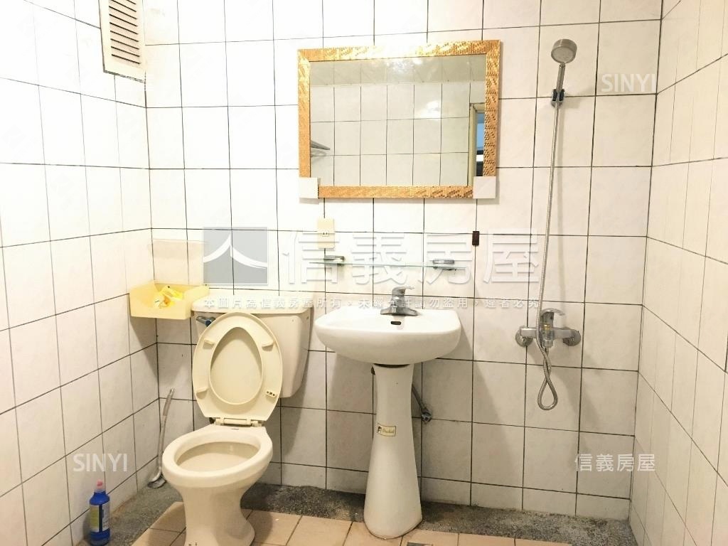 育德園道近中國醫朝南三房房屋室內格局與周邊環境