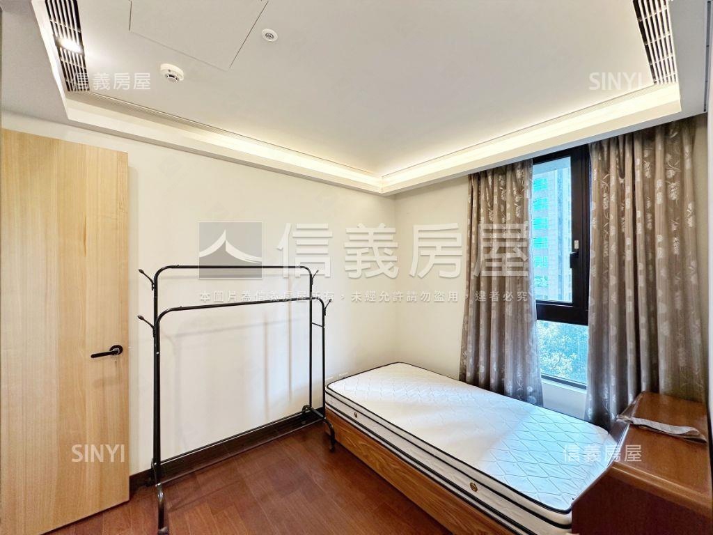 牡丹園‧挑高空間精美三房房屋室內格局與周邊環境