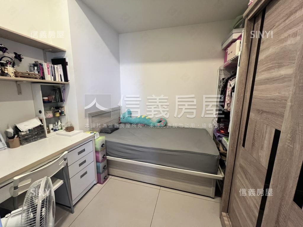 ＮＹ景觀兩房車位房屋室內格局與周邊環境