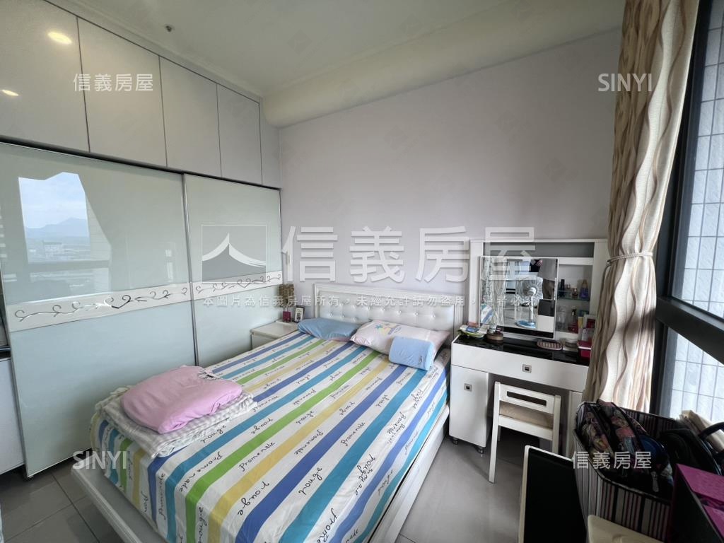 ＮＹ景觀兩房車位房屋室內格局與周邊環境