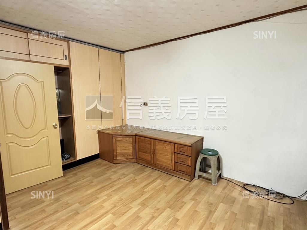 鶯歌小透天房屋室內格局與周邊環境