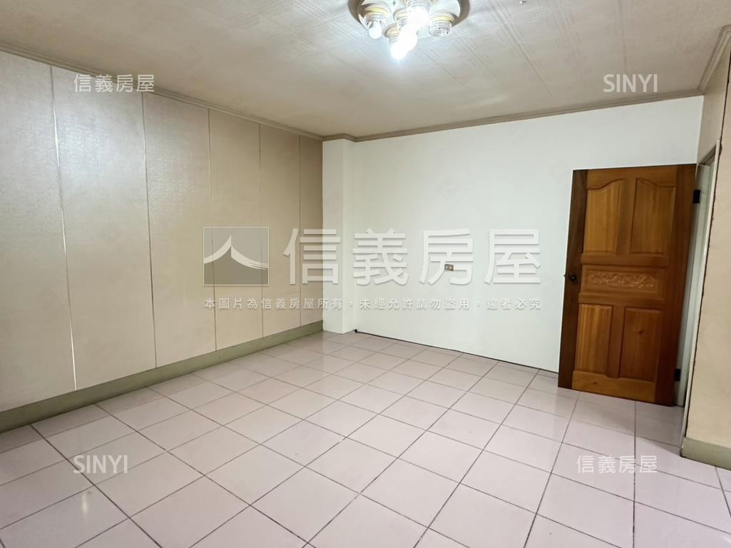 鶯歌小透天房屋室內格局與周邊環境