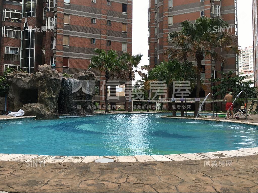 藝文景觀三房車位房屋室內格局與周邊環境