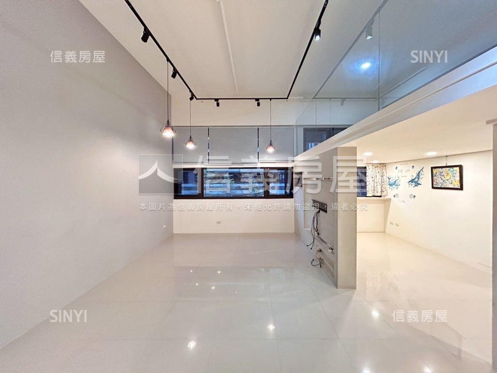 【副都心】都峰苑挑高空間房屋室內格局與周邊環境