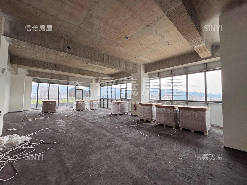 大業鴻圖高樓露臺廠房房屋室內格局與周邊環境