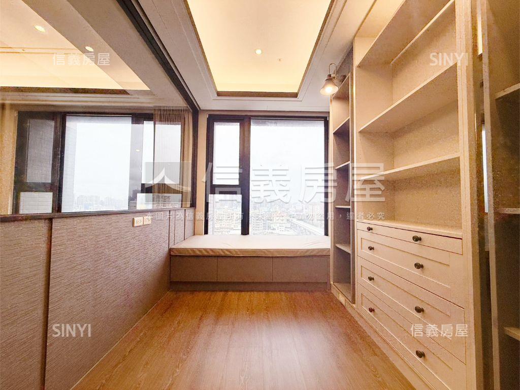 知森堂雙採三房車位房屋室內格局與周邊環境