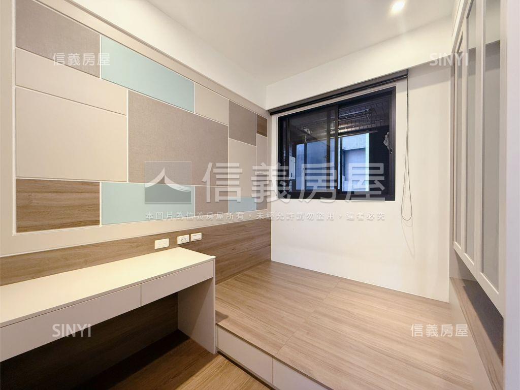 知森堂雙採三房車位房屋室內格局與周邊環境