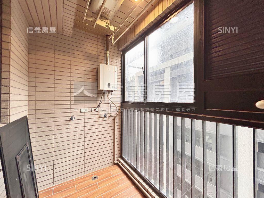 知森堂雙採三房車位房屋室內格局與周邊環境