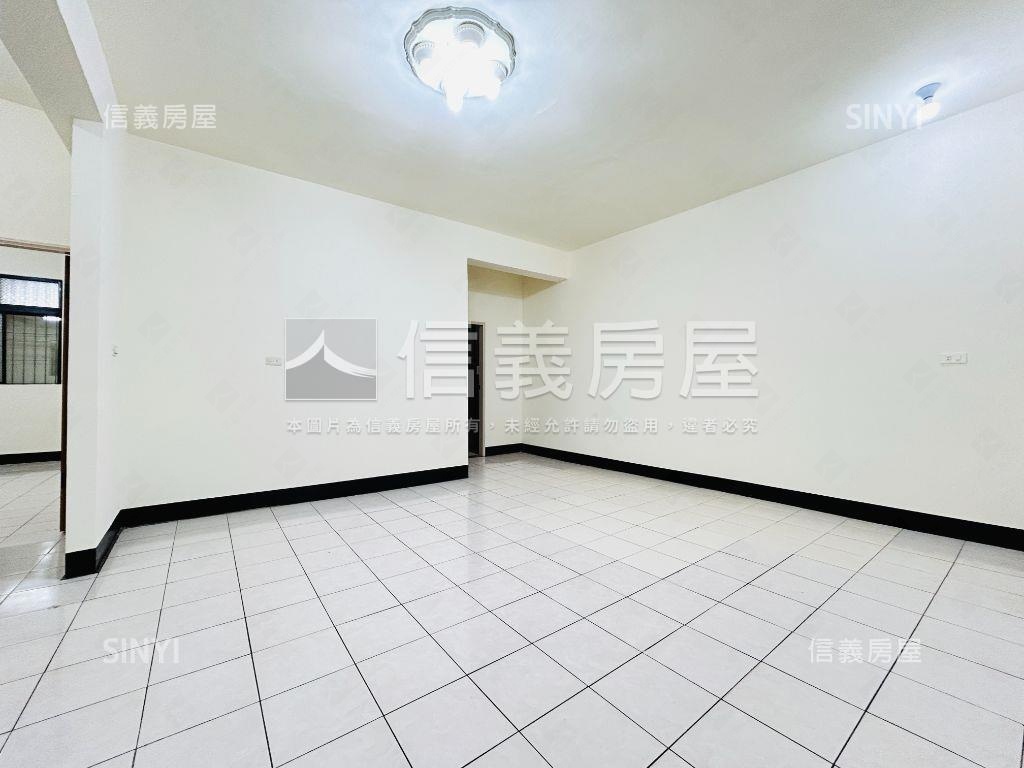 長安二樓大空間房屋室內格局與周邊環境