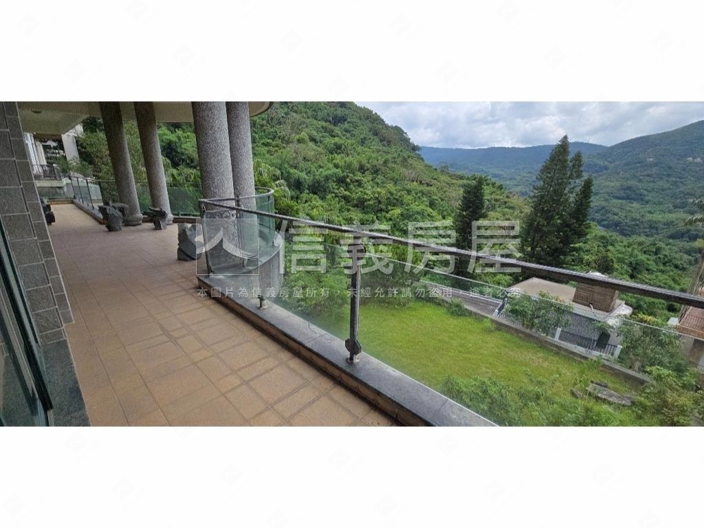 獨立泳池景觀柏園山莊房屋室內格局與周邊環境