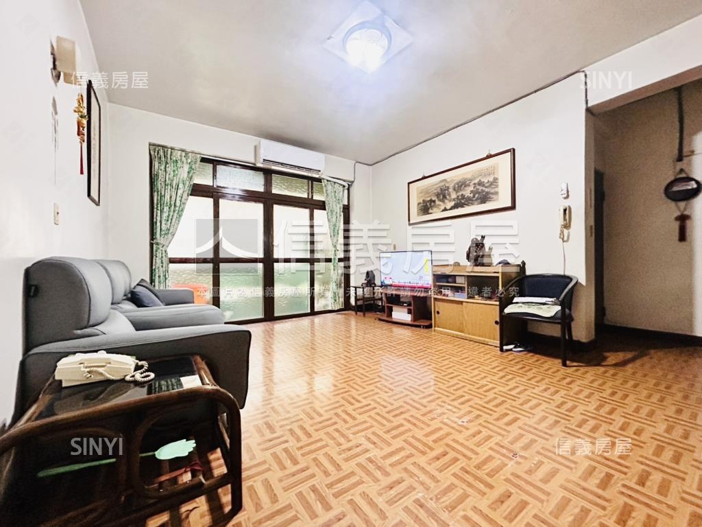 七張捷運站方正公寓二樓房屋室內格局與周邊環境
