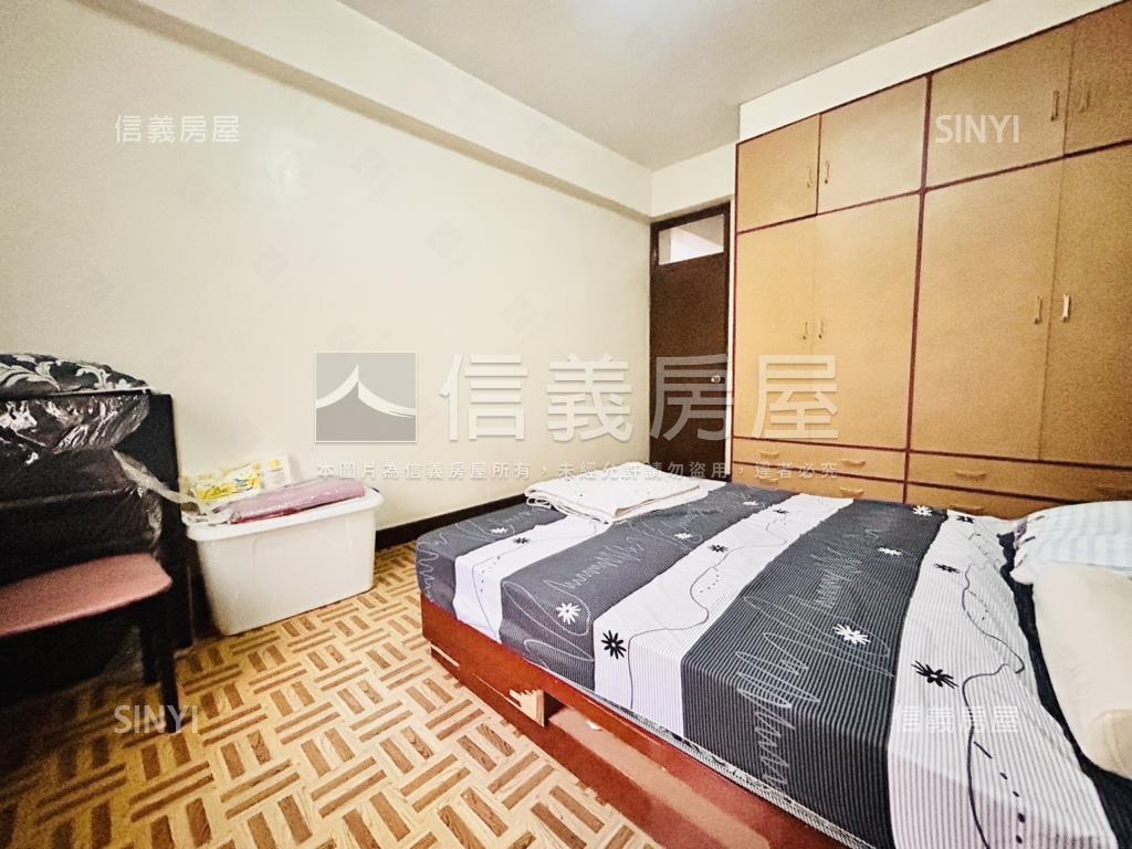 七張捷運站方正公寓二樓房屋室內格局與周邊環境