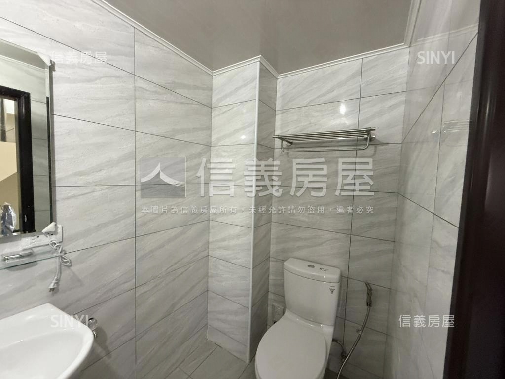 幸福有城２臨路透天房屋室內格局與周邊環境