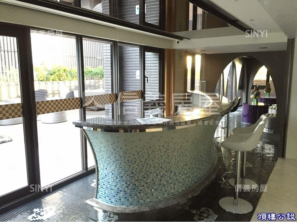 Ａ４副都心捷運站都峰苑房屋室內格局與周邊環境