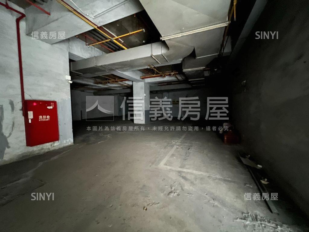 近大發工業區地下室房屋室內格局與周邊環境