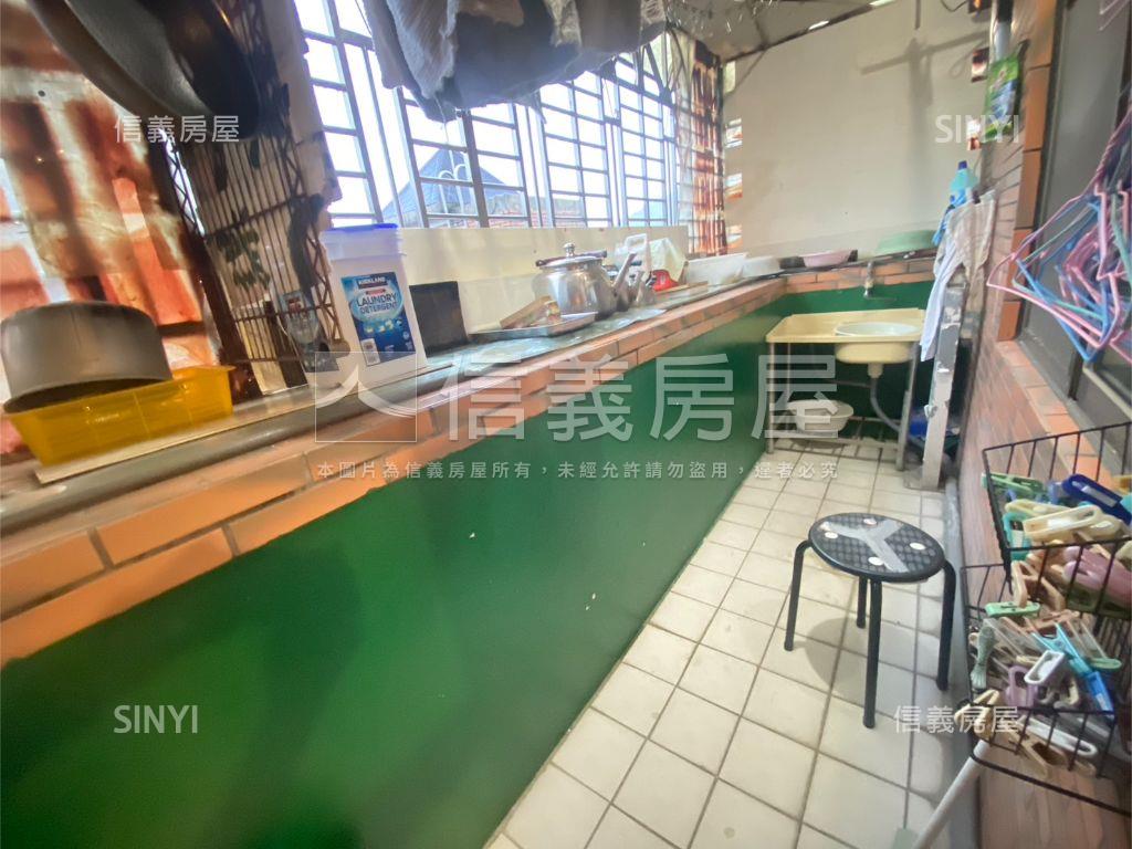 專任龜山福源國小四房車位房屋室內格局與周邊環境