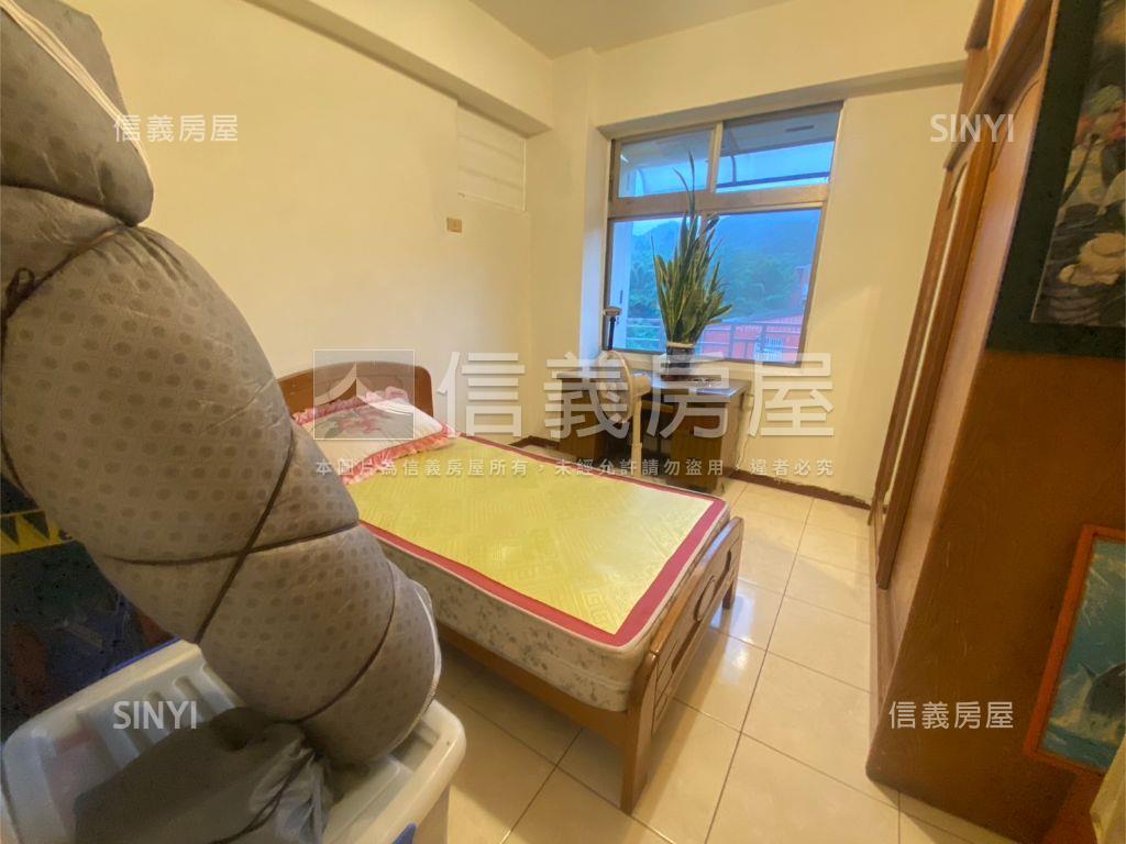 專任龜山福源國小四房車位房屋室內格局與周邊環境