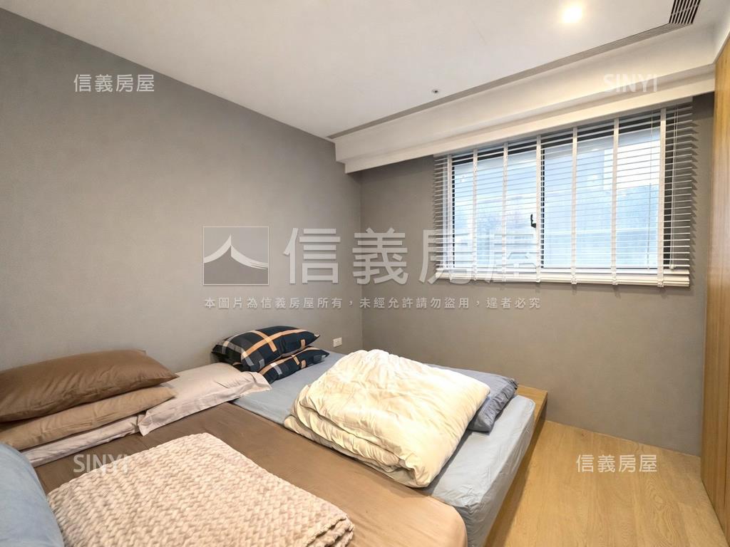 【專任】昭揚家頂樓露臺戶房屋室內格局與周邊環境